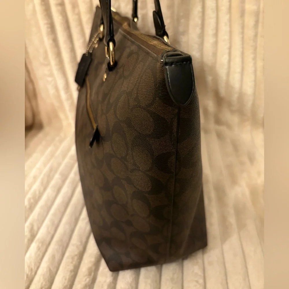 Coach Dark Brown Signature Tote - Picture 6 of 9